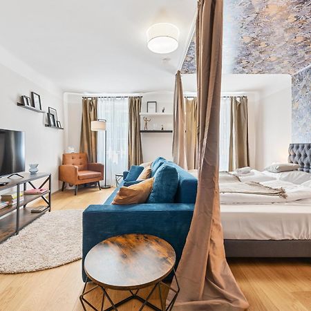 Kh Mariahilf Aparthotel Wina Bagian luar foto